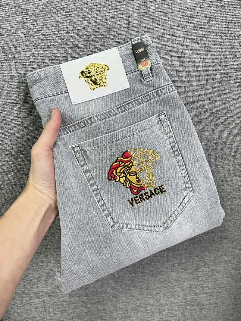Popular Versace Jeans 175617