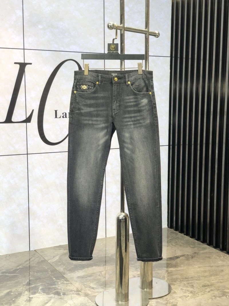 WellDesigned Versace Jeans 175544