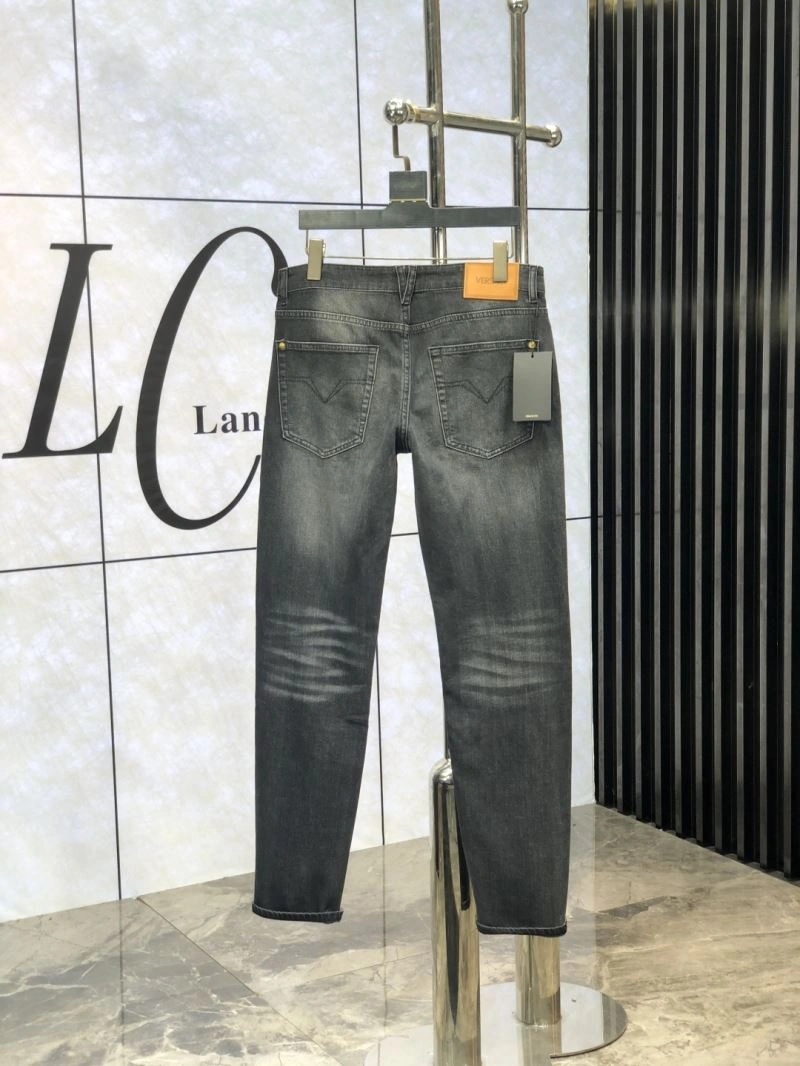 WellDesigned Versace Jeans 175544