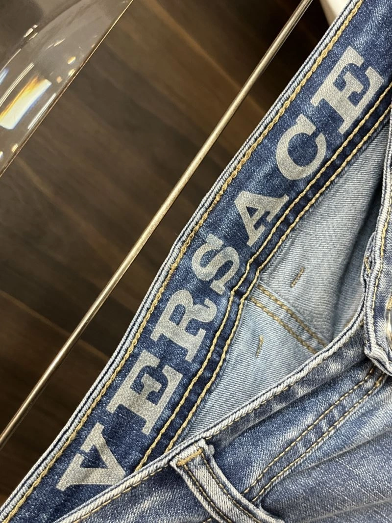 Elegant Versace Jeans 175618
