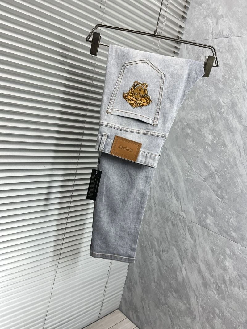 Stylish Versace Jeans 174983