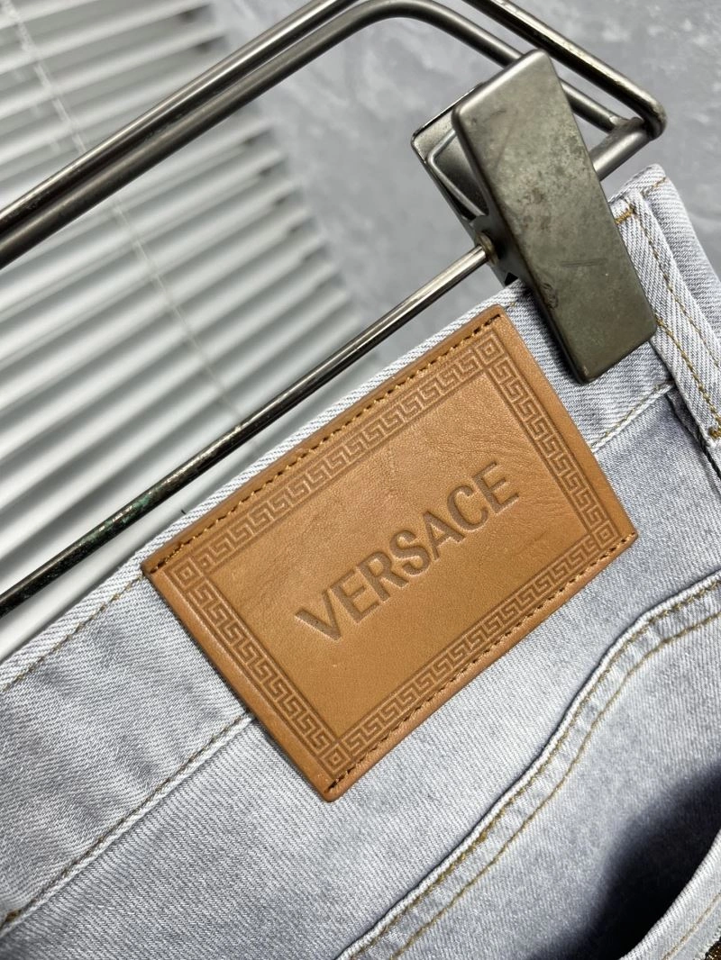 Stylish Versace Jeans 174983