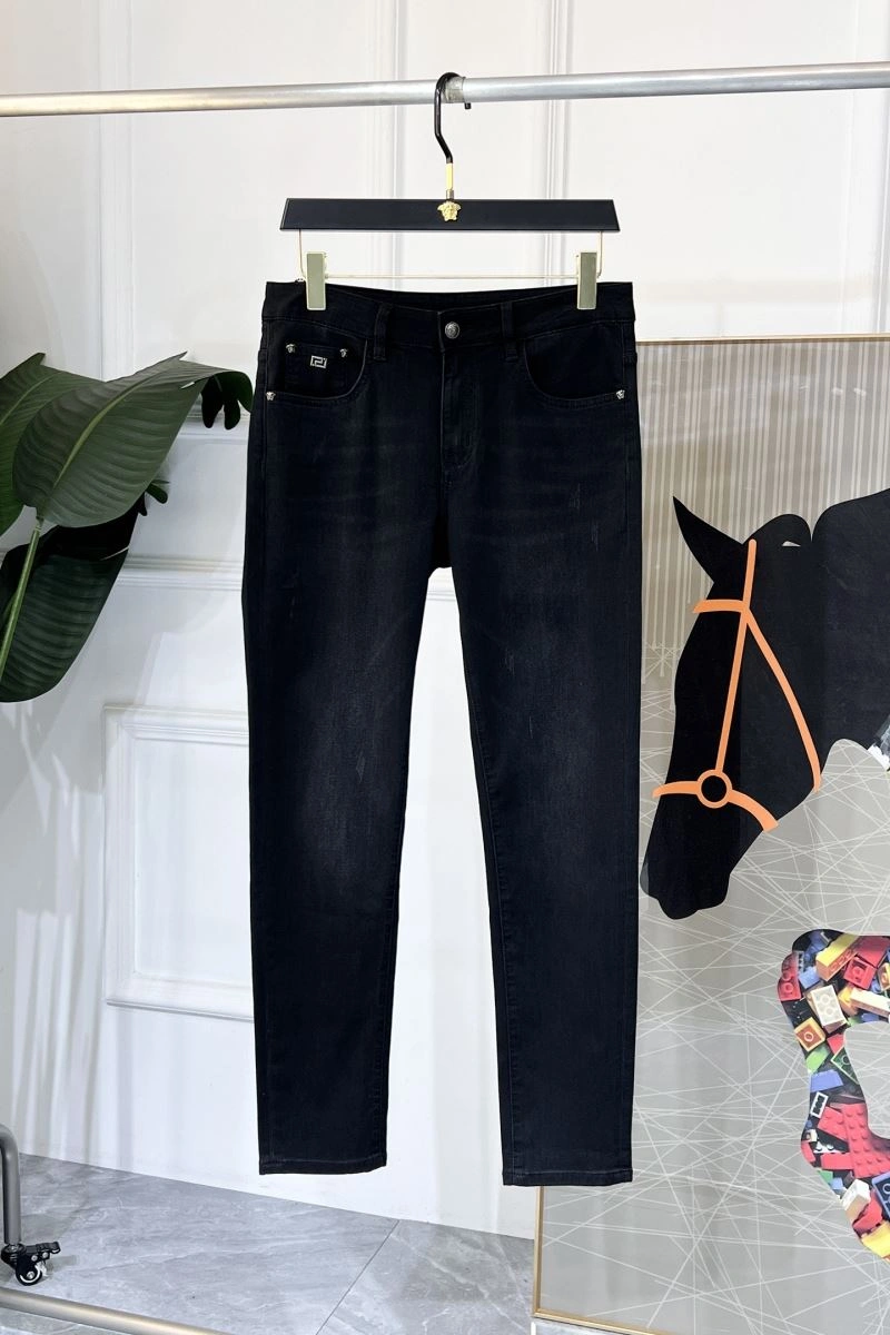 Popular Versace Jeans 175543
