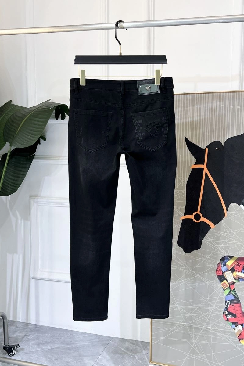 Popular Versace Jeans 175543