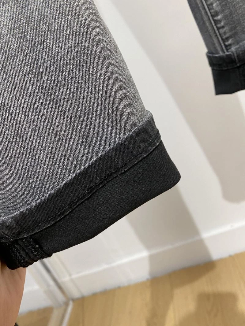 Fashionable Versace Jeans 175510