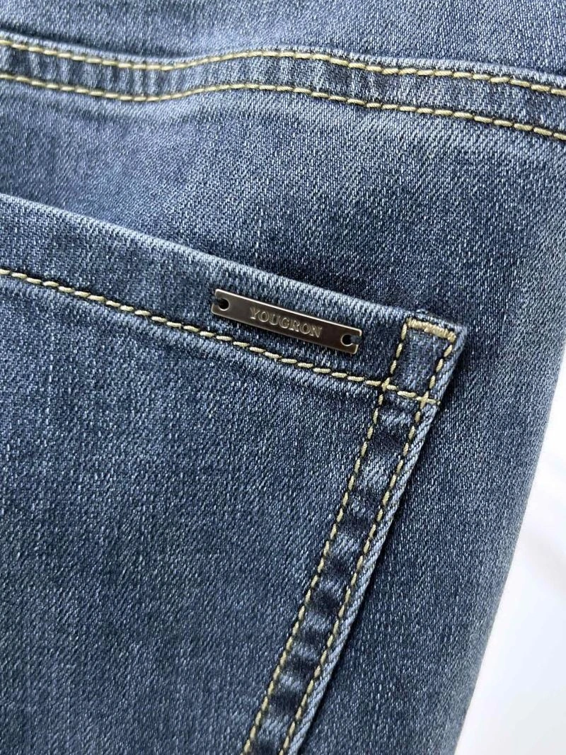 Vibrant Versace Jeans 175548