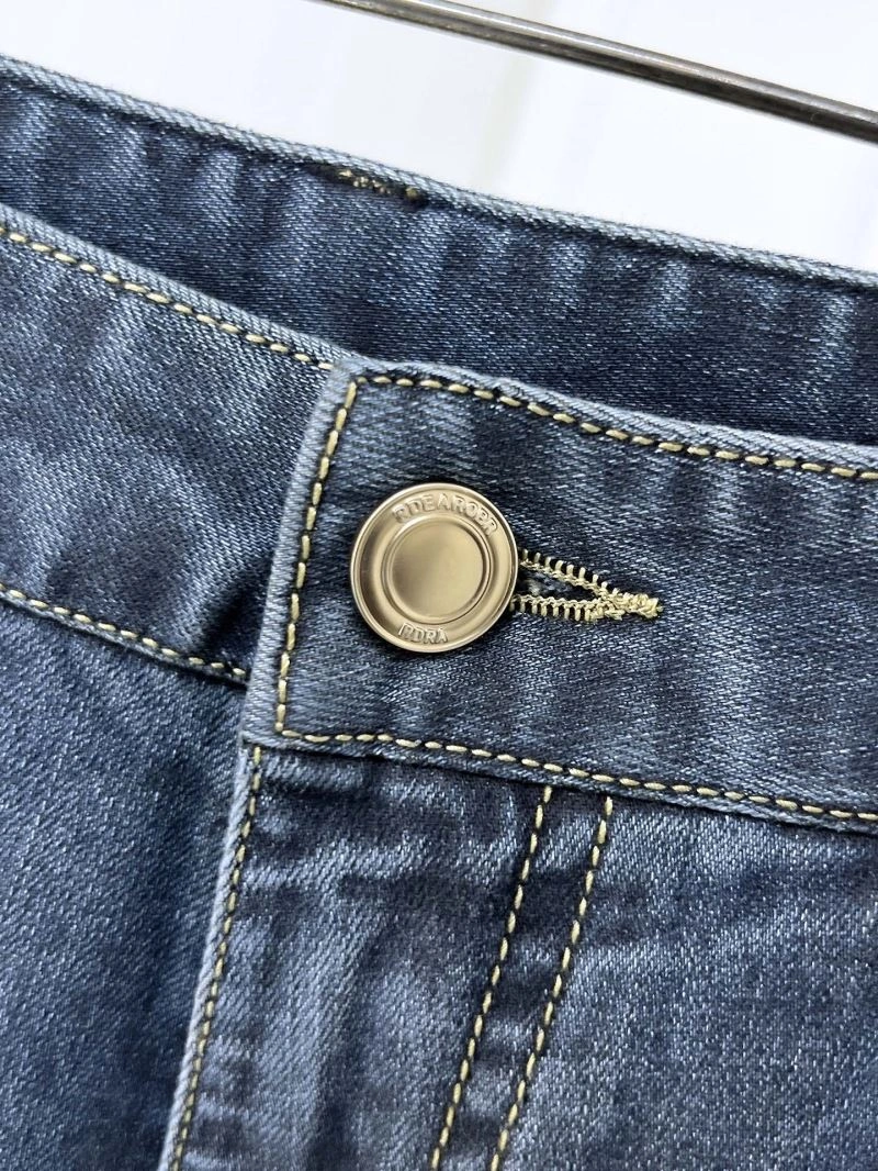 Vibrant Versace Jeans 175548
