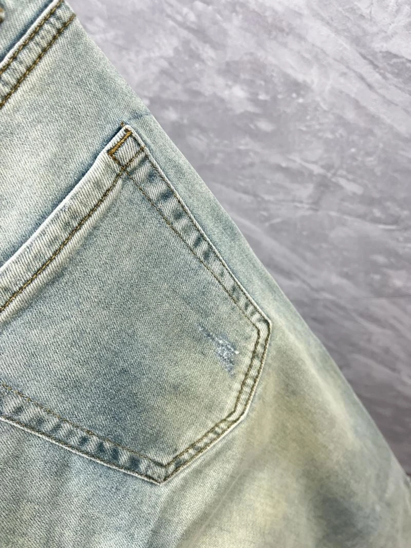 Trendsetting Versace Jeans 175402