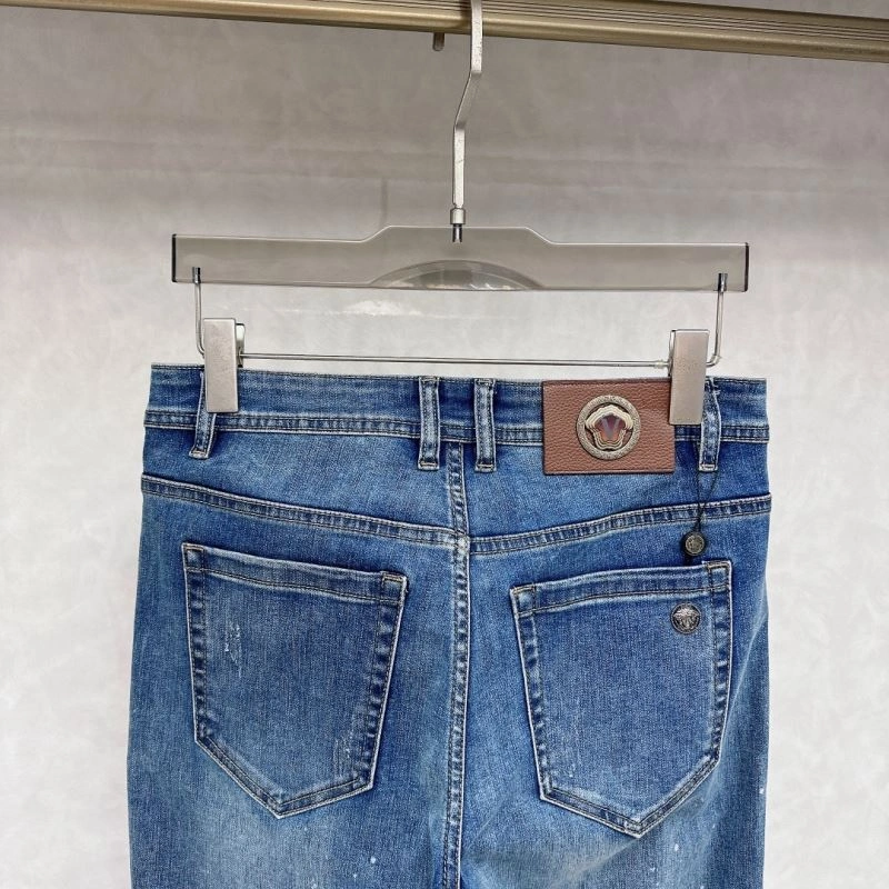 GoAnywhere Versace Jeans 175393
