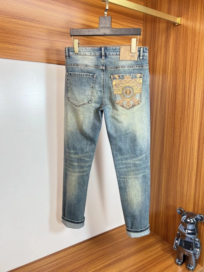 ModernLook Versace Jeans 175300