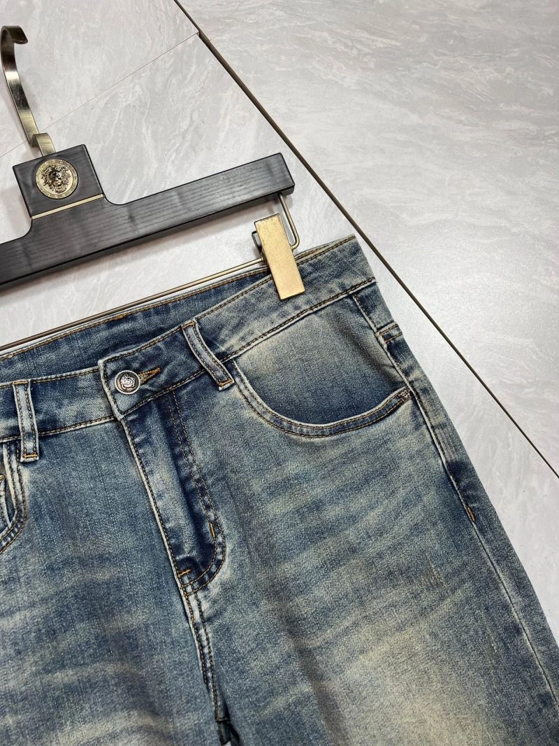 ModernLook Versace Jeans 175300