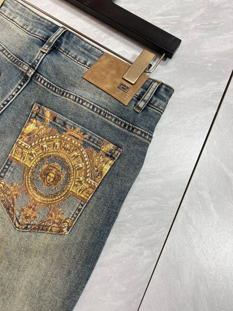 ModernLook Versace Jeans 175300