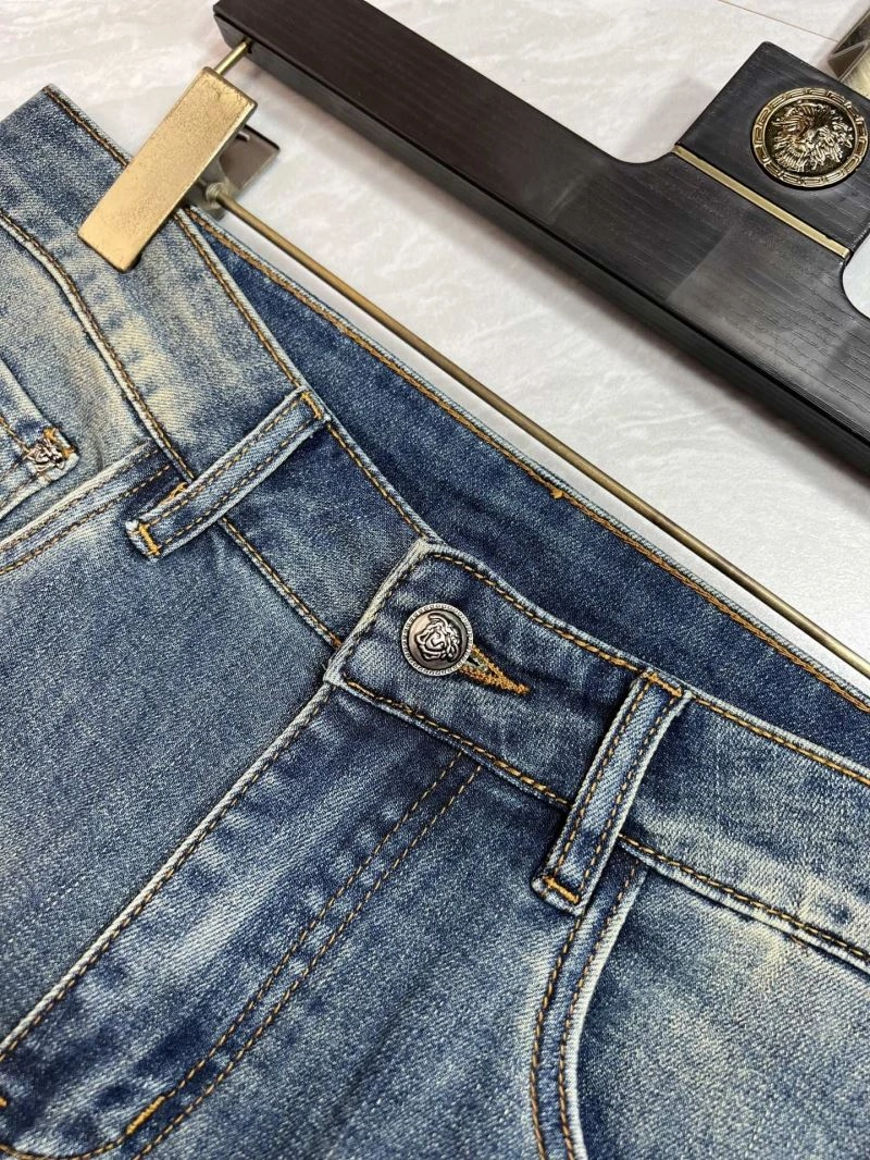 Trendy Versace Jeans 175302