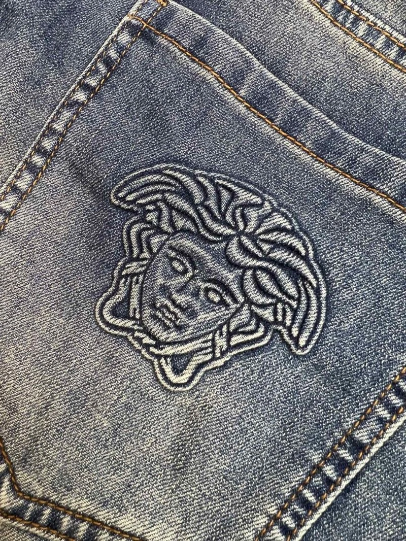 Trendy Versace Jeans 175302