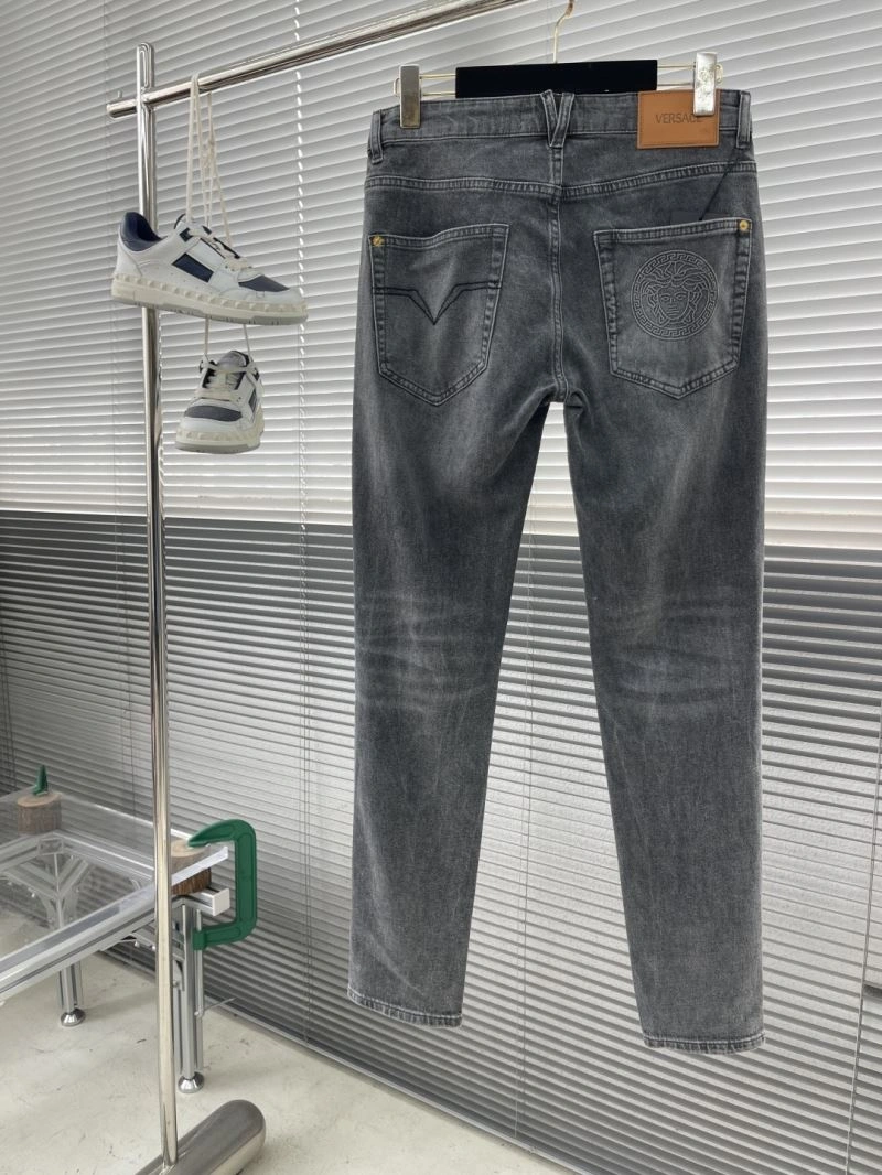 Sleek Versace Jeans 175301