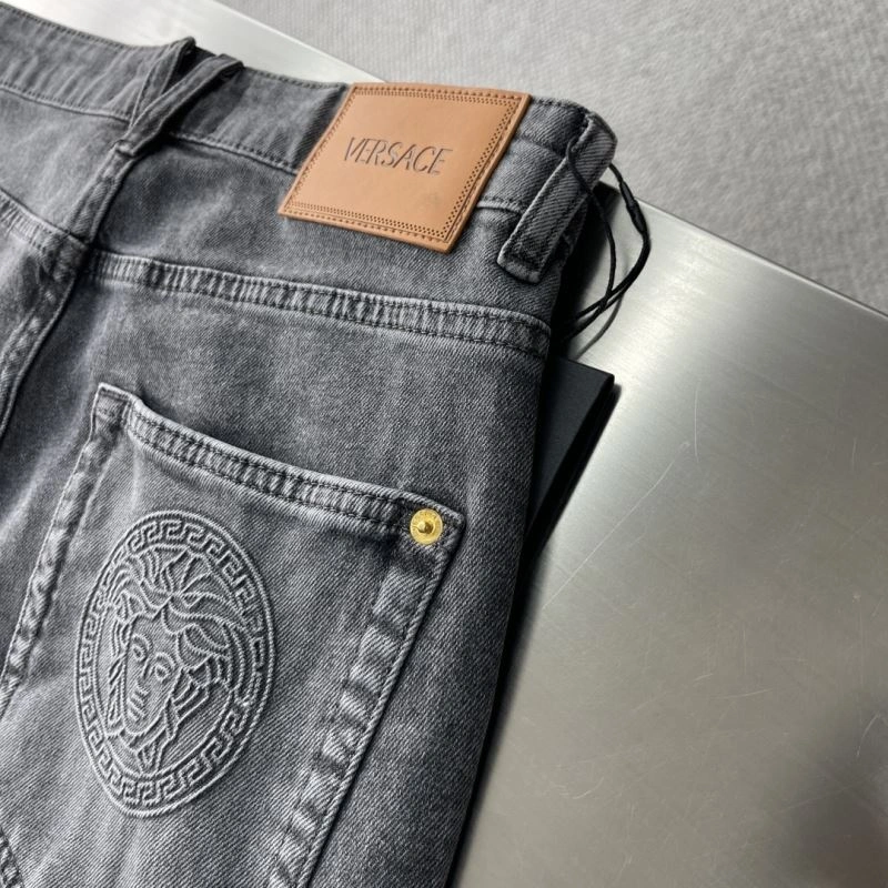 Sleek Versace Jeans 175301