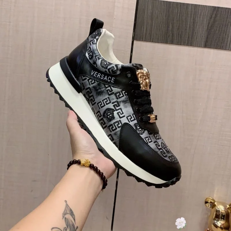 Versace Low Shoes TimelessDesign 37317