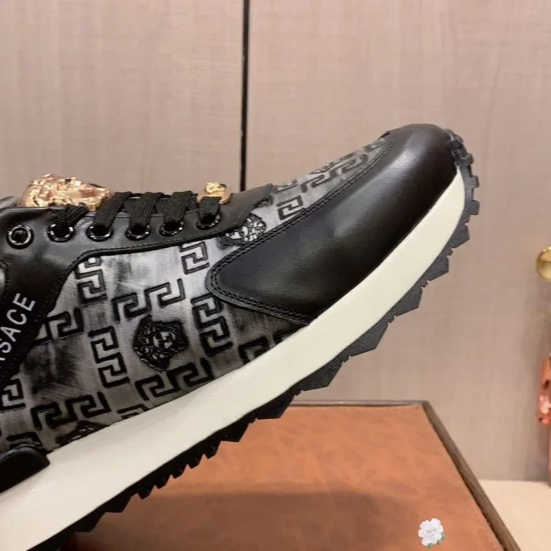 Versace Low Shoes TimelessDesign 37317