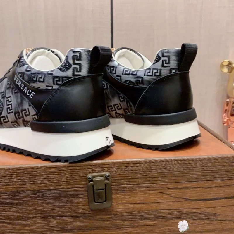 Versace Low Shoes TimelessDesign 37317