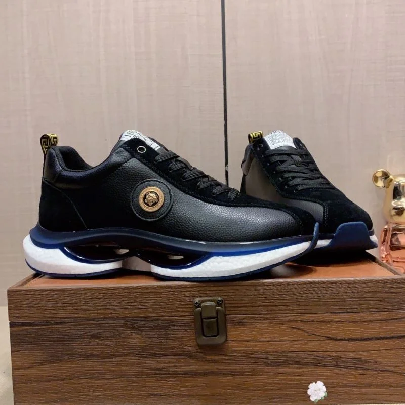 Vibrant Versace Low Shoes 37338