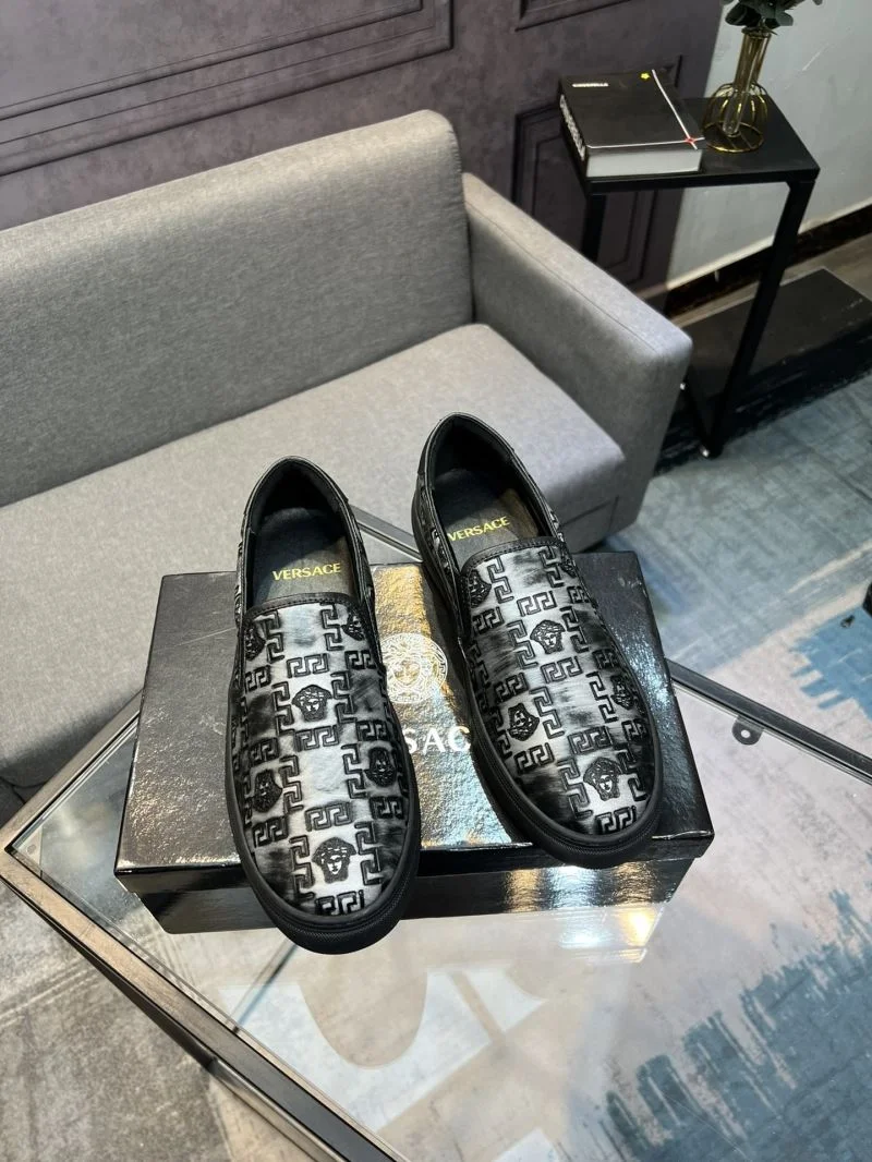 Versace Low Shoes Cozy 37329