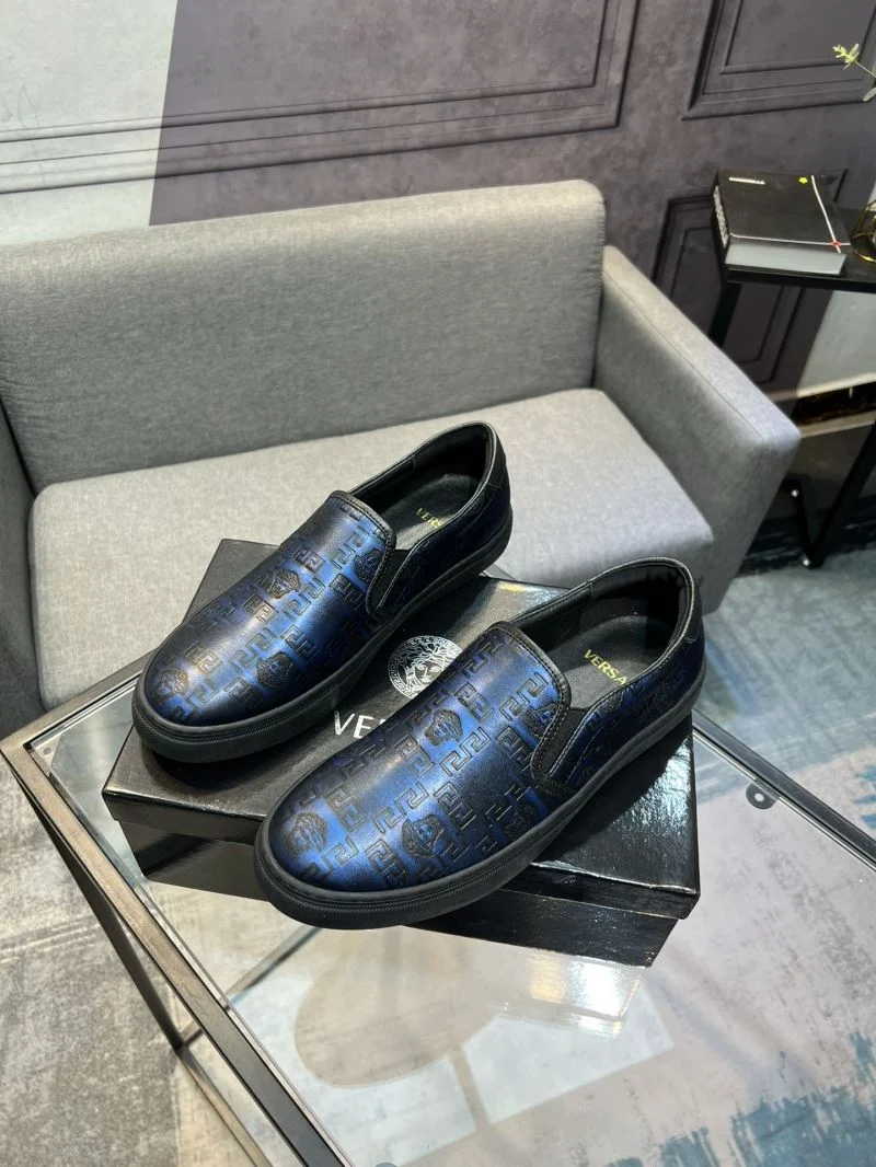 Seasonal Versace Low Shoes 37314