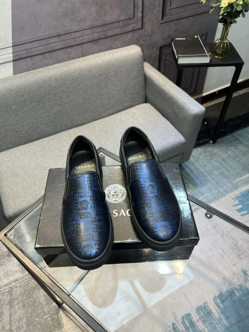 Seasonal Versace Low Shoes 37314