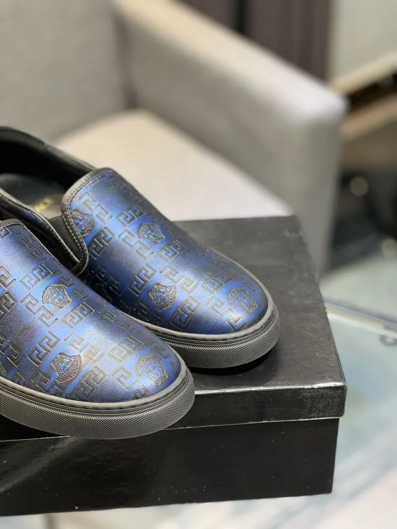 Seasonal Versace Low Shoes 37314