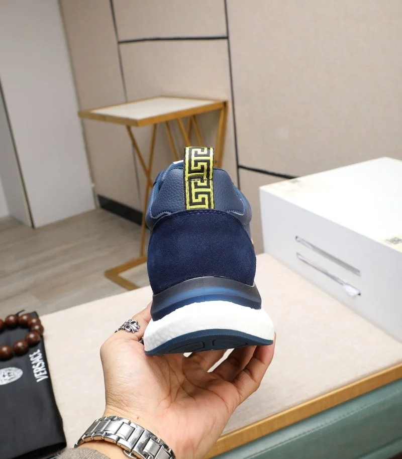 Resilient Versace Low Shoes 37308