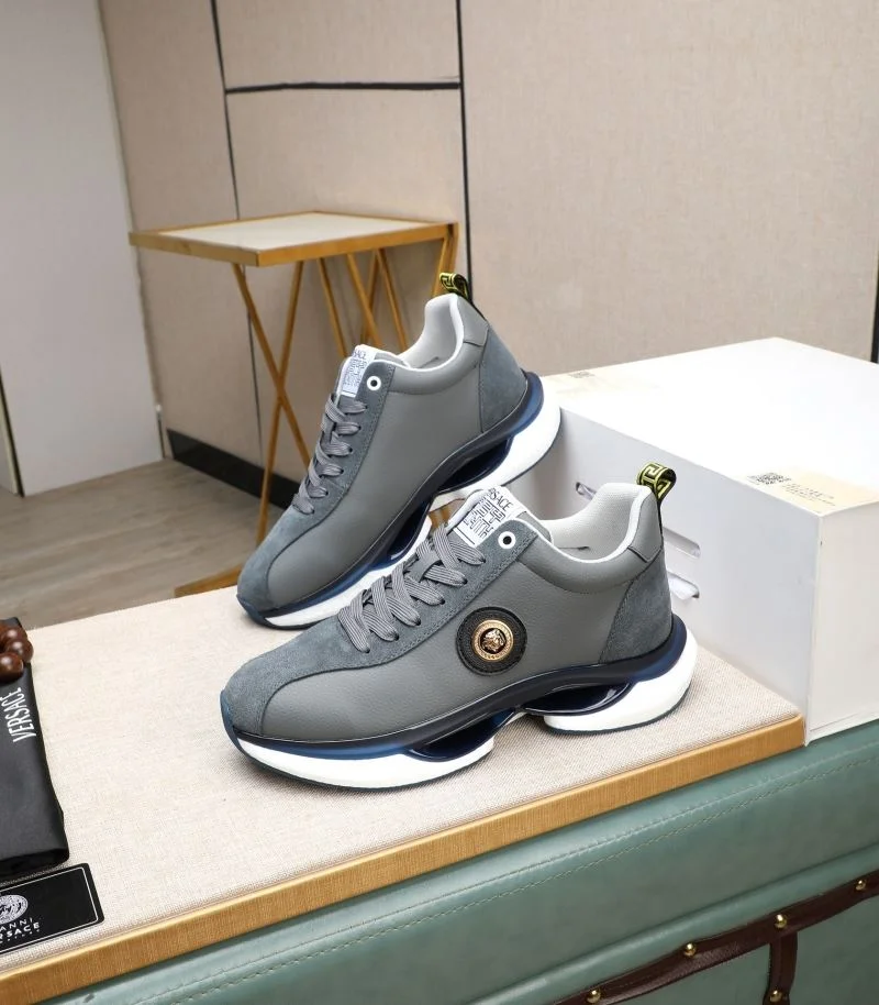Resilient Versace Low Shoes 37297