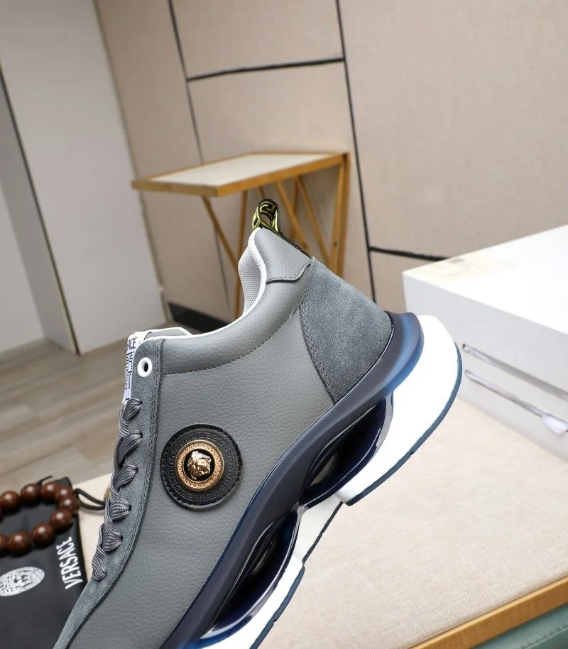 Resilient Versace Low Shoes 37297