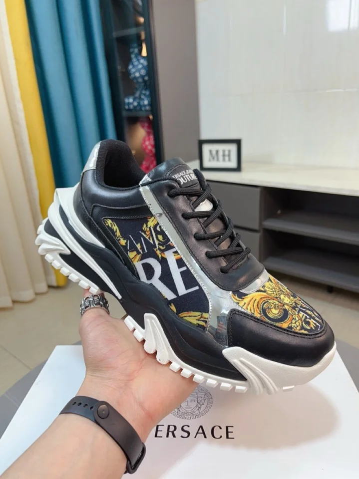 Cozy Versace Low Shoes 37304
