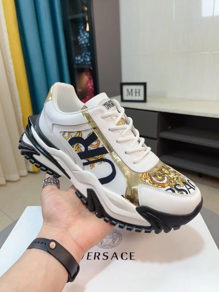 Versace Low Shoes Stylish 37306