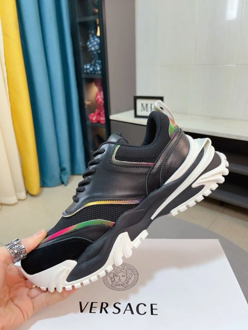 Stretchable Versace Low Shoes 37302