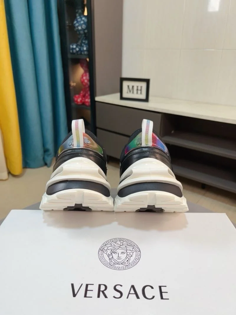 Stretchable Versace Low Shoes 37302