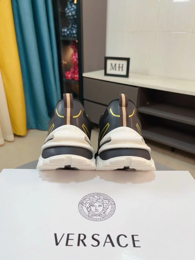 Versace Low Shoes Unique 37281