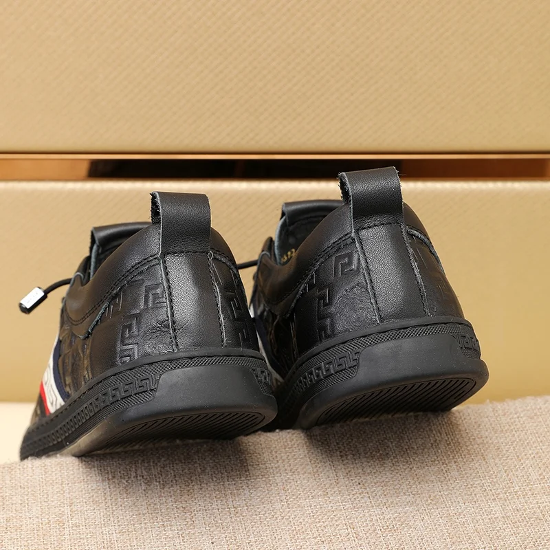 Versatile Versace Low Shoes 37282
