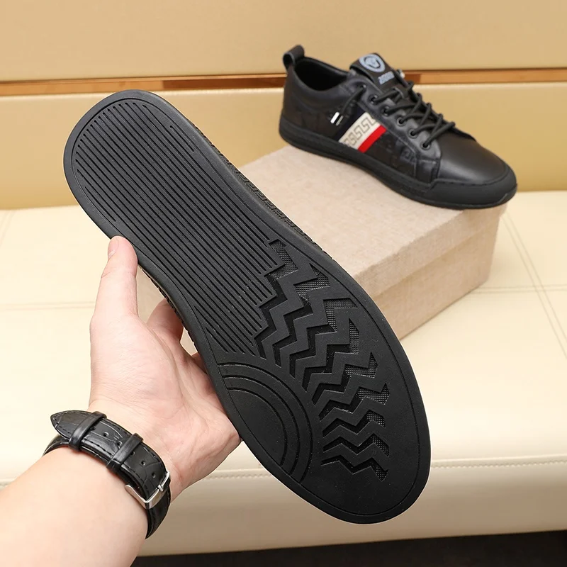 Versatile Versace Low Shoes 37282