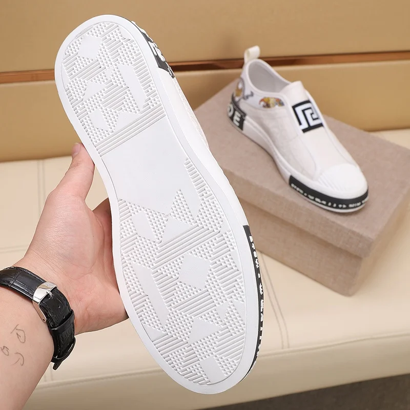 Affordable Versace Low Shoes 37300