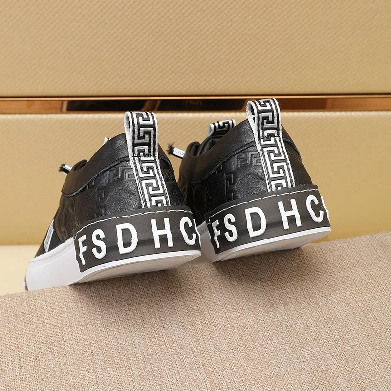 Versace Low Shoes StreetReady 37301
