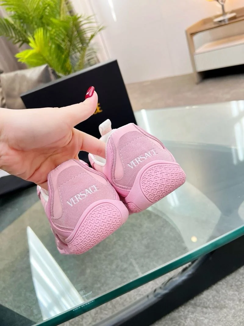 Sporty Versace Low Shoes 37275