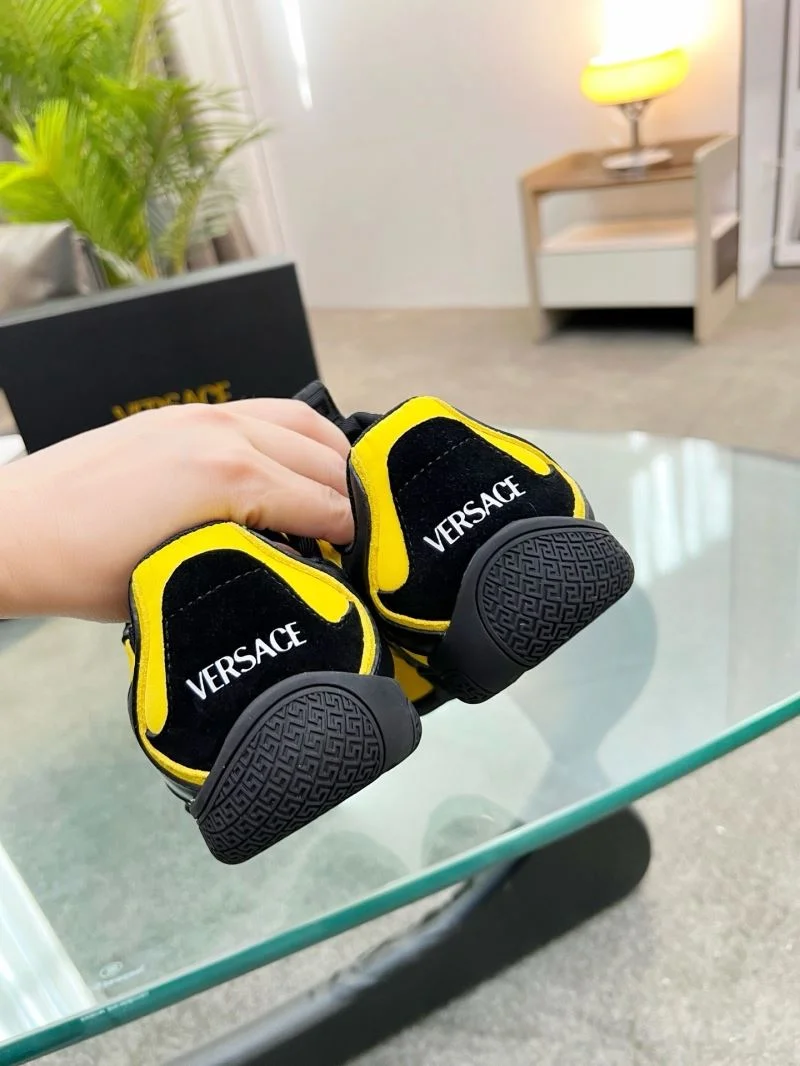 Resilient Versace Low Shoes 37269