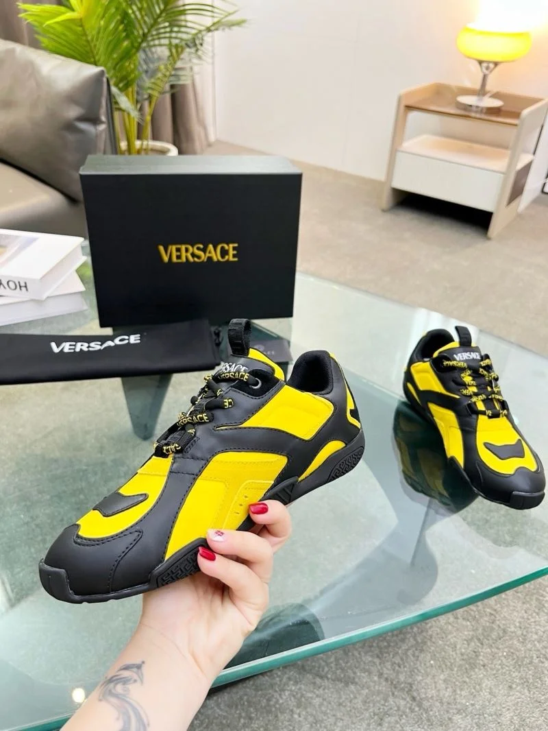 Resilient Versace Low Shoes 37269