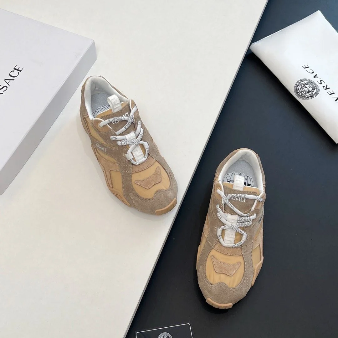 Versace Low Shoes OdorResistant 37346