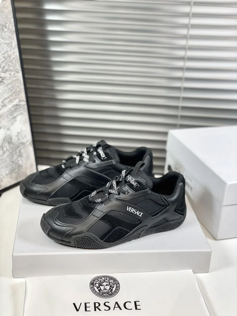 Versace Low Shoes ComfortFit 37408