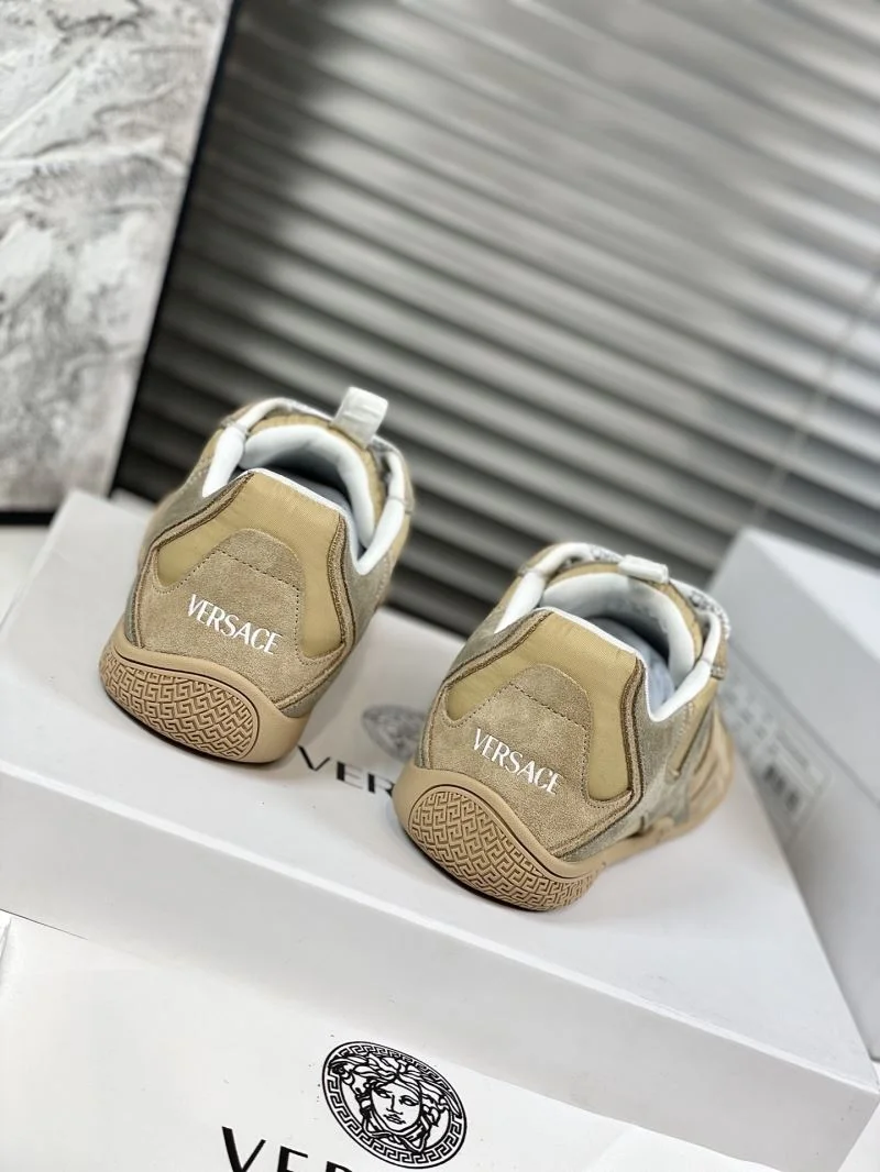 Fashionable Versace Low Shoes 37395