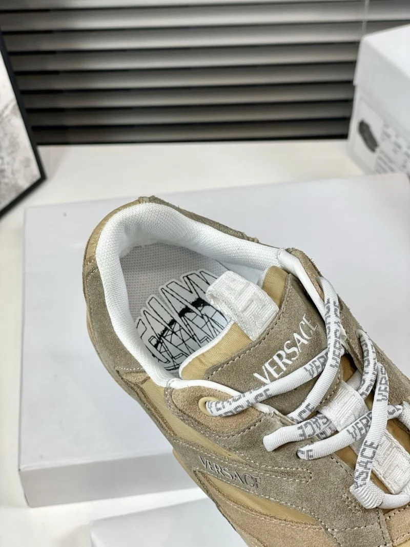 Fashionable Versace Low Shoes 37395