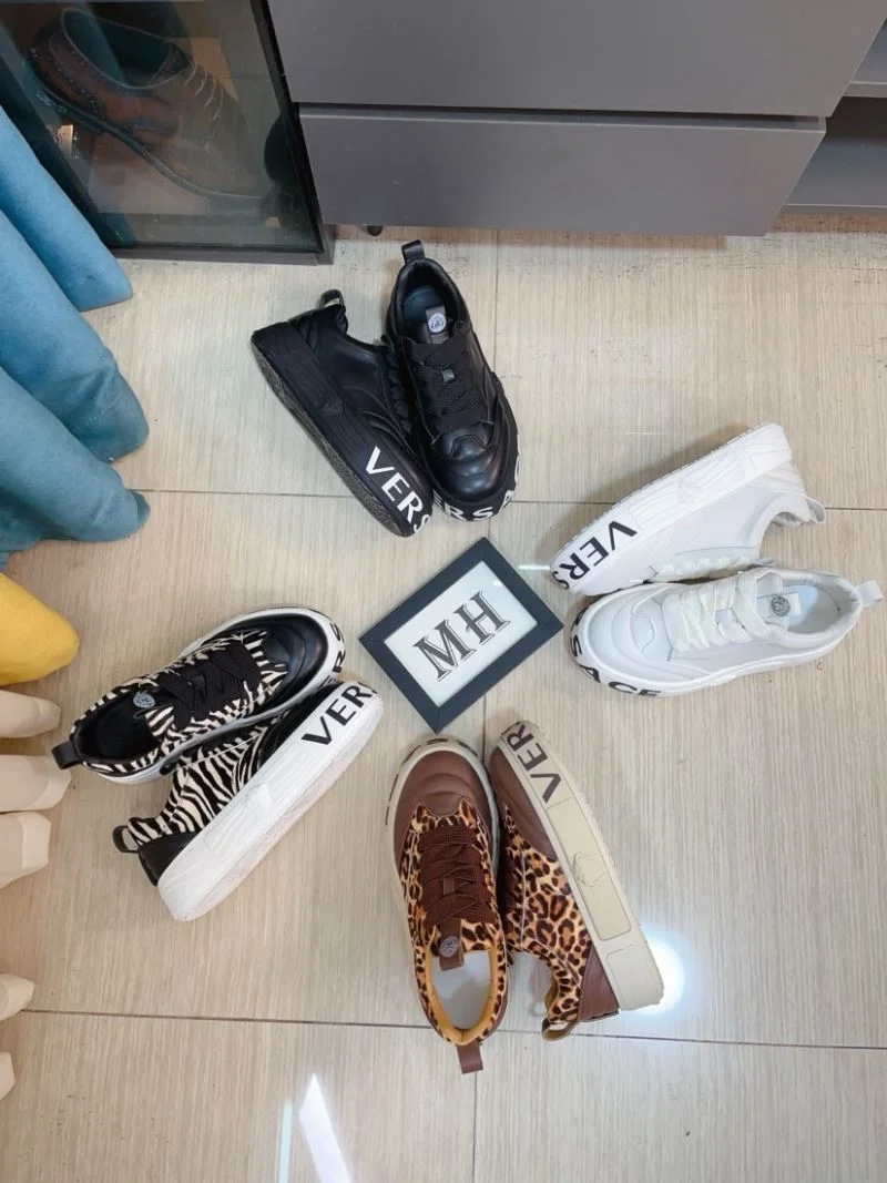 Versace Low Shoes Effortless 37548