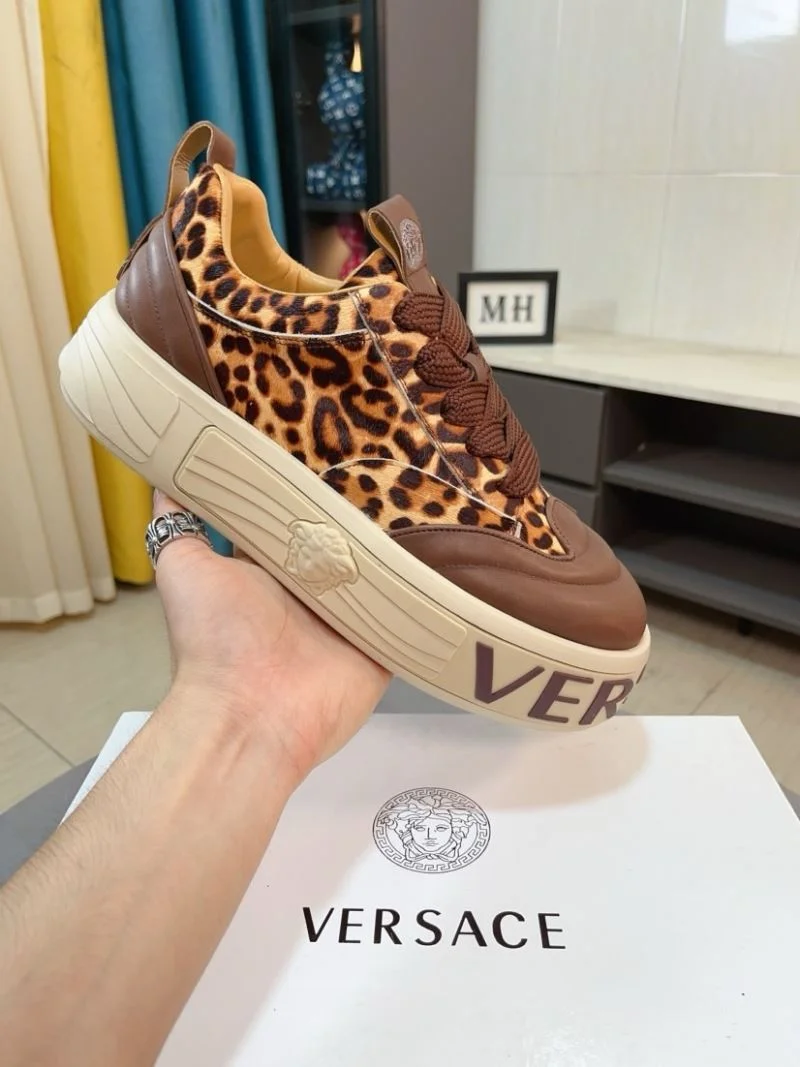 Versace Low Shoes Sustainable 37543