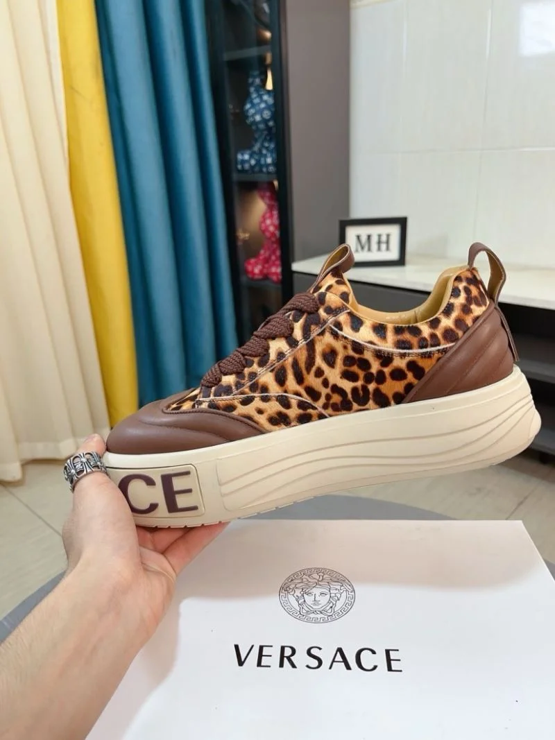 Versace Low Shoes Sustainable 37543